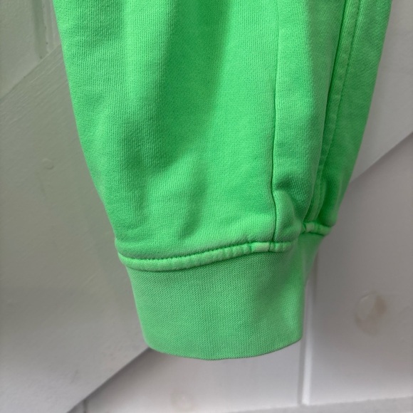 Lululemon Scuba High-Rise Cropped Jogger French Terry Neon Green Size 6 - Picture 10 of 16